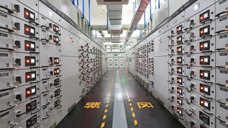 高低压控制柜：揭秘其核心技术与选型要点
